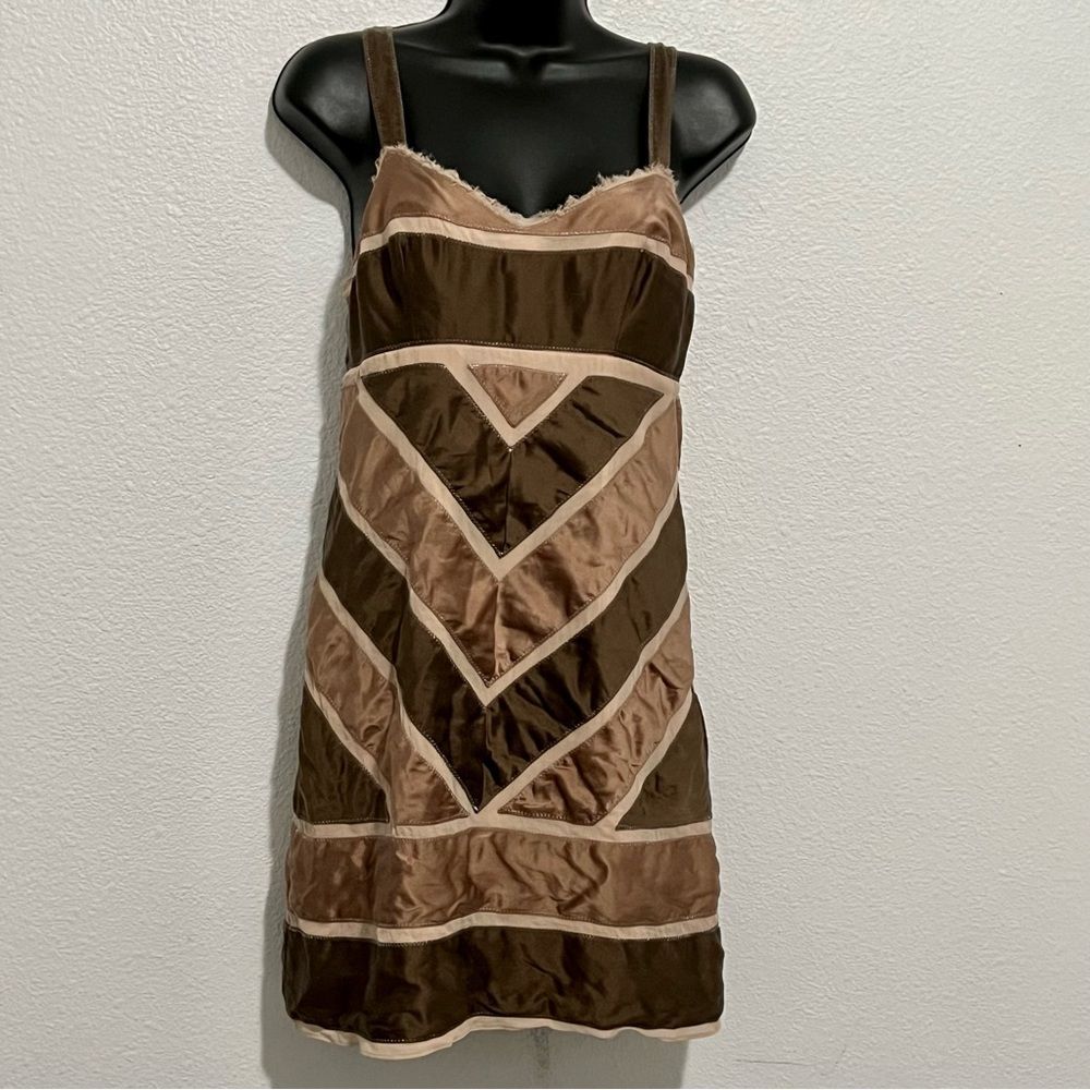 BCBG Maxazria 100% Silk Brown Cream Geometric Cami Empire Raw Edge Mini Dress 4